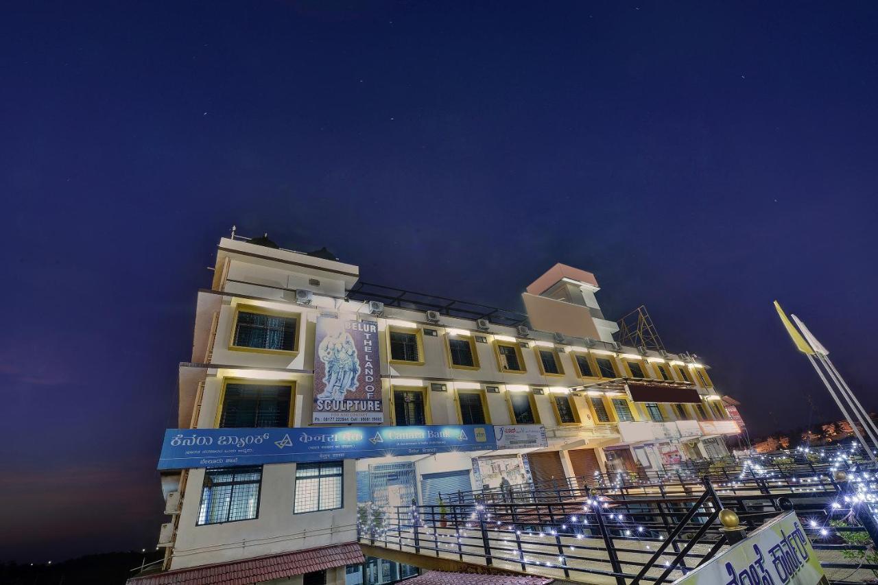 Capital O Hotel Samanvi International Belur  Eksteriør billede